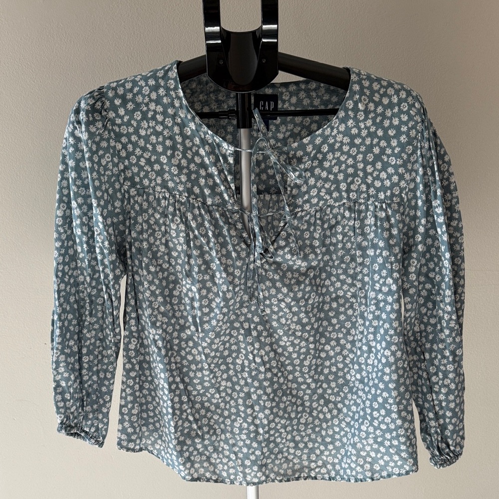 GAP Women's Double-Tie Front 100% Cotton Blue and White Floral Blouse Size Large